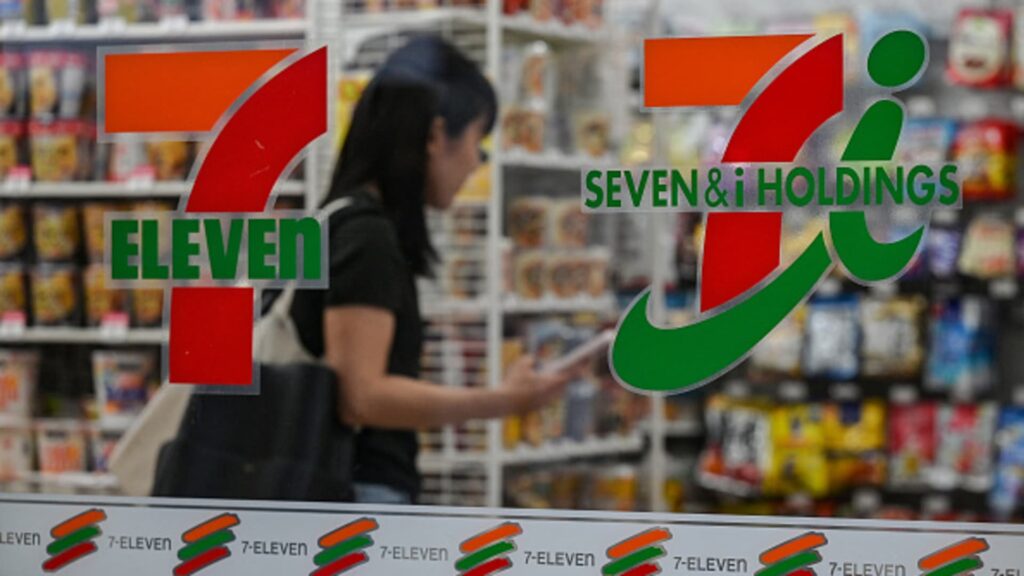 Seven & i to replace CEO, list North American subsidiary