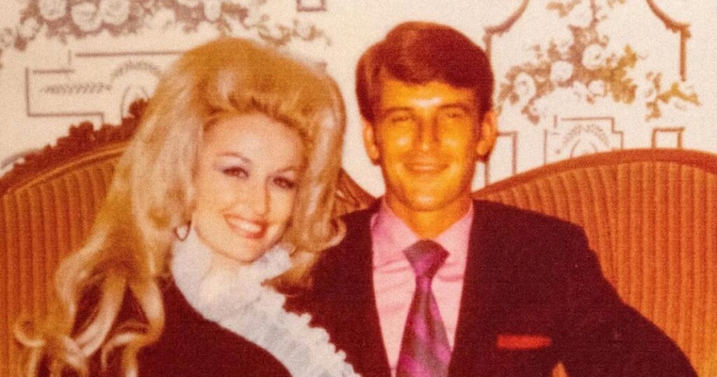 Dolly Parton Pays Tribute to Husband in 1st Public Appearance Since He Died