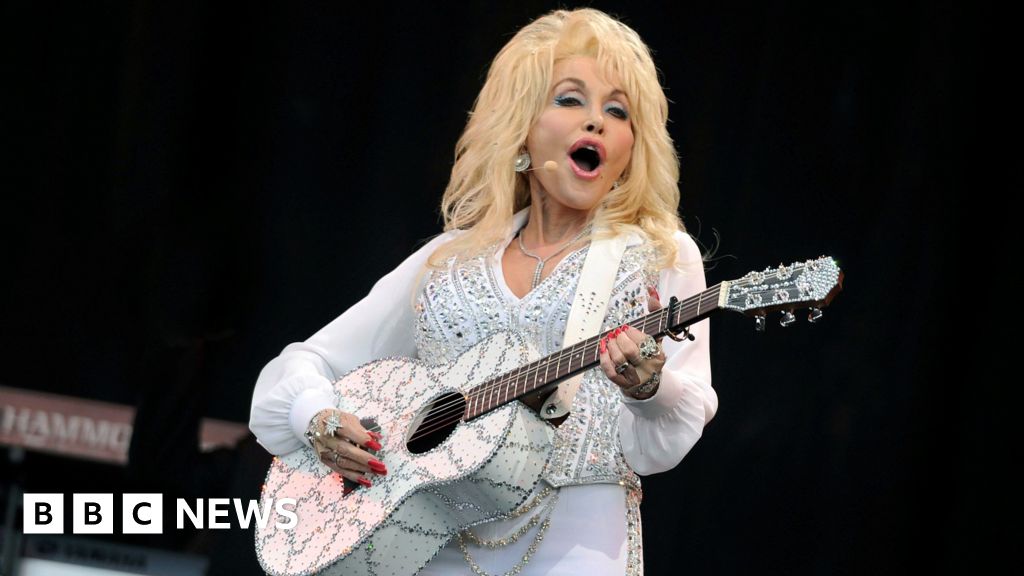 Dolly Parton's husband, Carl Dean, dies aged 82