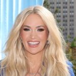 Carrie Underwood Left in Tears During Mom’s American Idol Audition