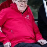 Warren Buffett can finally give away his $1 million March Madness prize after winner bested mathematical odds of 1 in 134 million