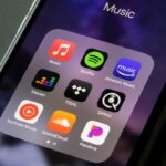 US paid music subscribers cross 100 million mark for the first time