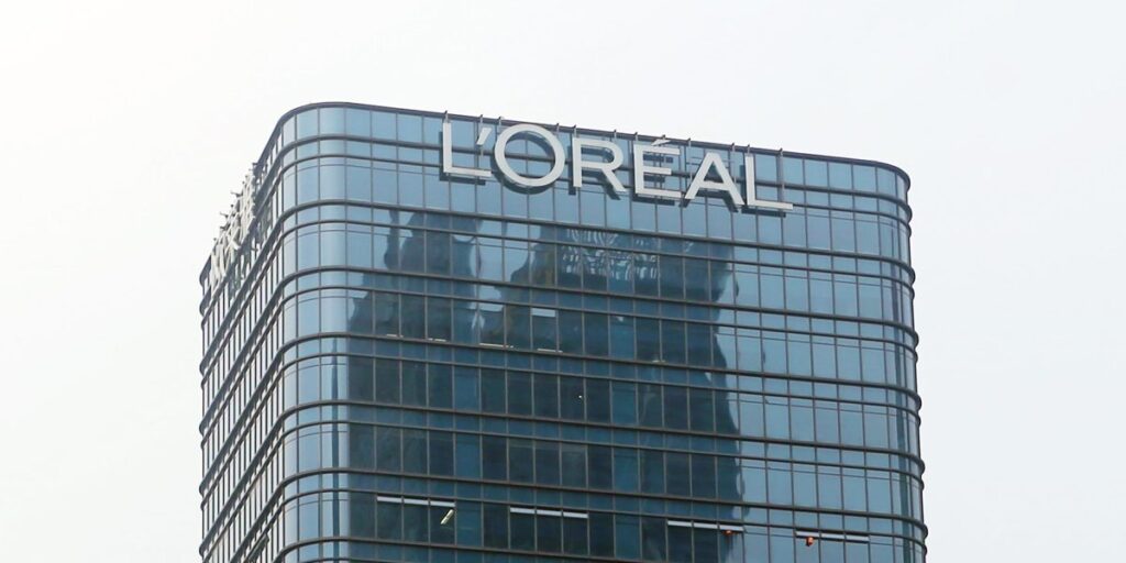 L’Oreal recalls acne treatment on cancer-linked chemical