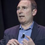 Amazon CEO says he’s cutting middle managers because they want to ‘put their fingerprint on everything.’ That’s music to the ears of Gen Z