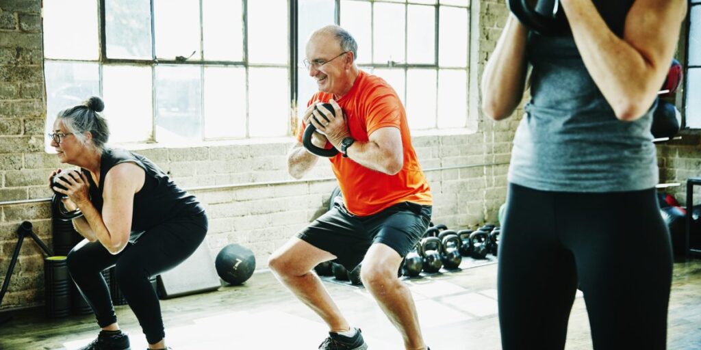 The workout routine that leaves this 82-year-old fitness instructor feeling like he’s 50