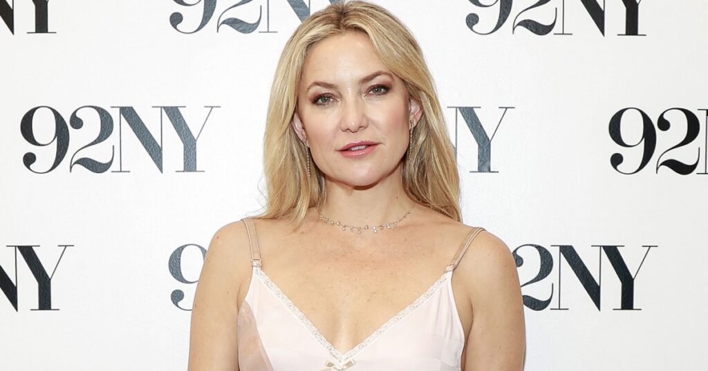 Kate Hudson Loves Caraway's Non-Toxic Ceramic Fry Pan