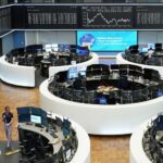 European shares set for weekly loss on heightened trade tensions