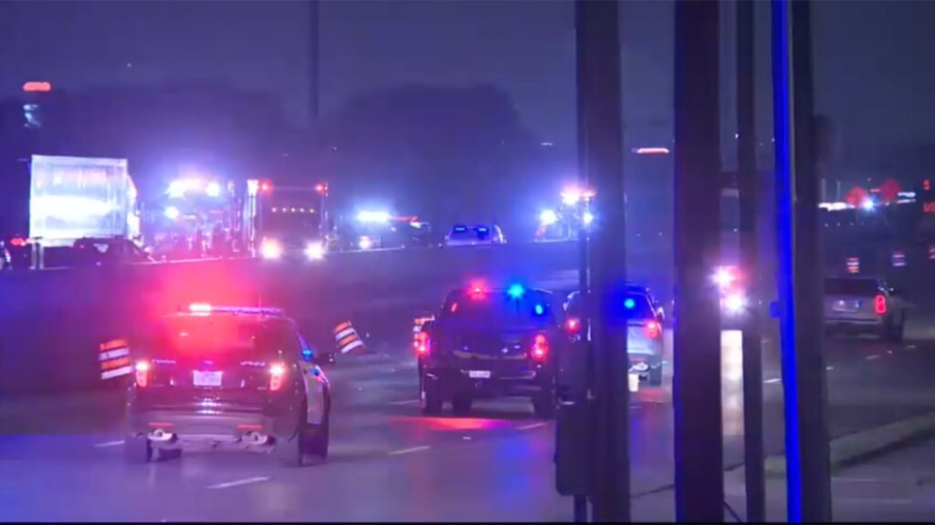 17-vehicle crash in Austin, Texas leaves 5 dead, including children