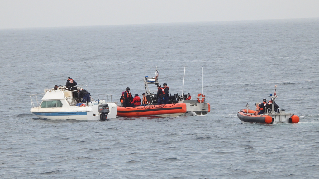 US Coast Guard intercepts 21 illegal immigrants off California coast