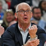 March Madness: UConn's Dan Hurley takes shot at refs after Florida loss