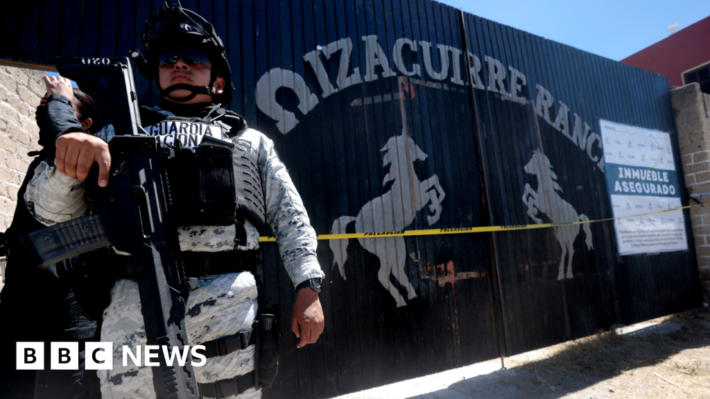 BBC visits Mexican cartel 'extermination' site