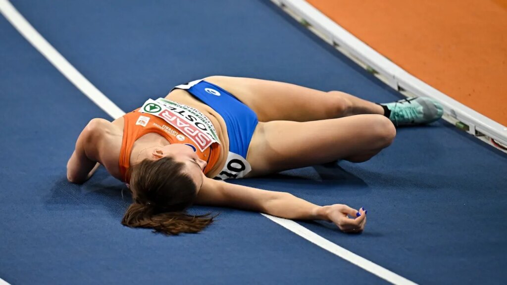 Women's runner hospitalized after falling unconscious during distance race