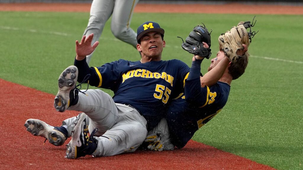 College baseball player apologizes for controversial third base celebration