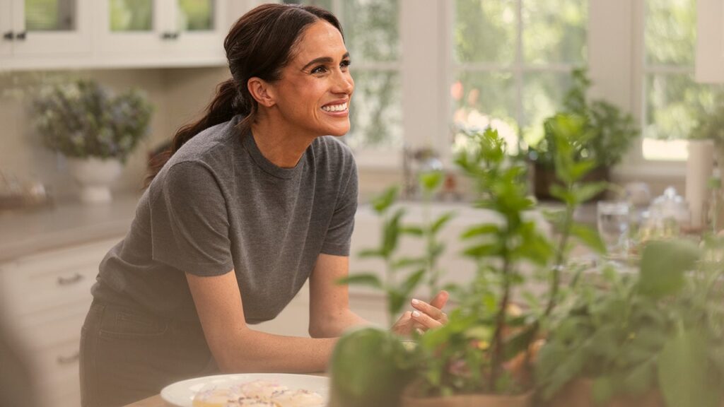 Meghan Markle's Betty Crocker act can't compete with royal drama: experts