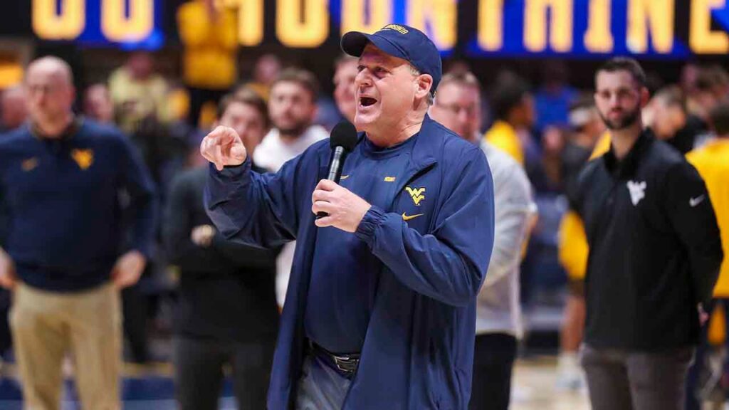 College football news: Rich Rodriguez bans WVU players from TikTok dancing